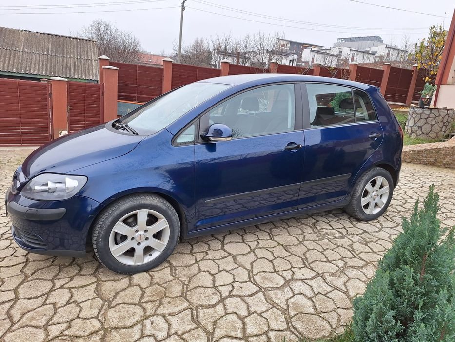 Vw golf 5 plus diesel înmatriculat ro-clima