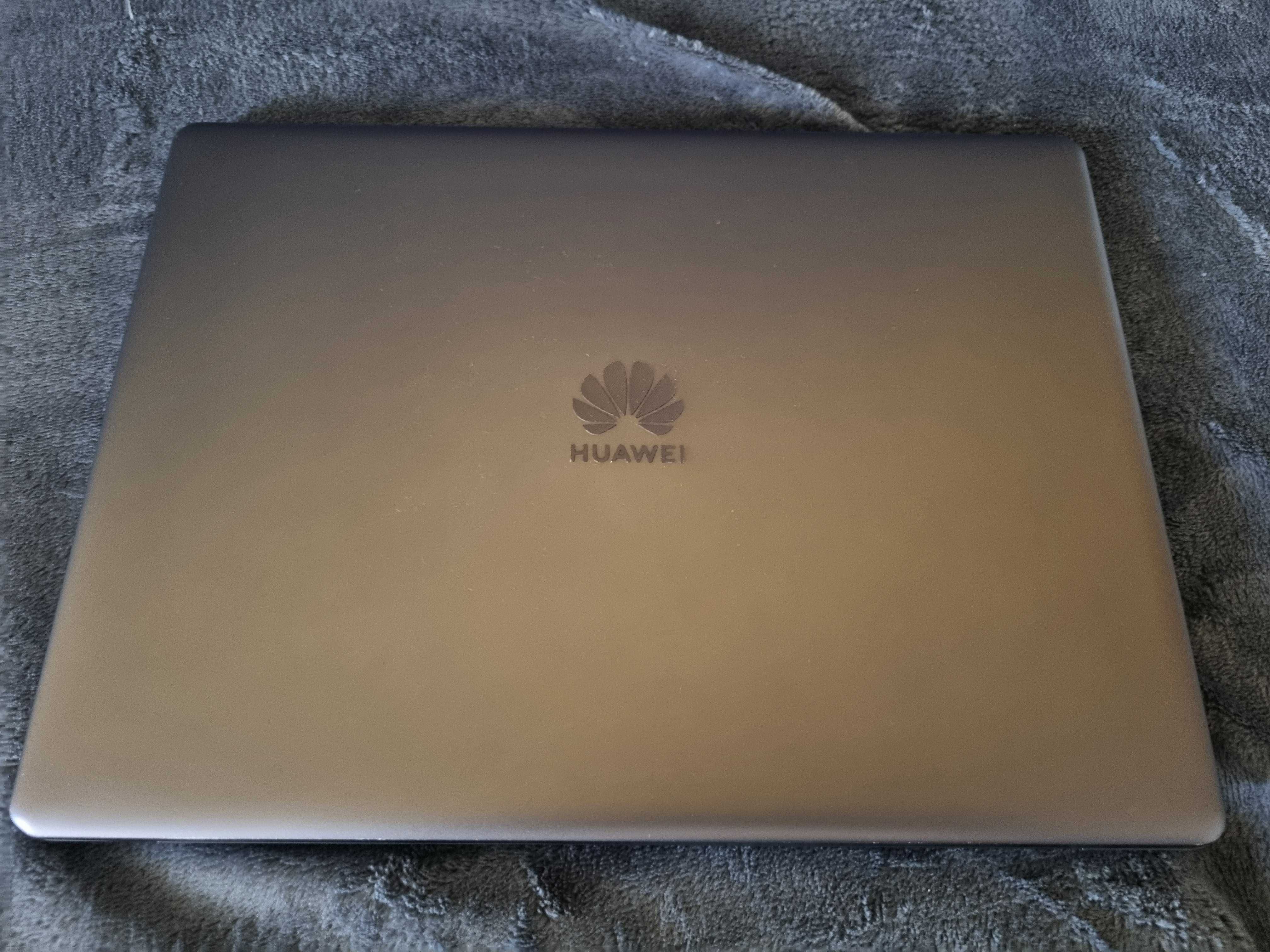 Laptop HUAWEI MateBook(Gaming sau Birou) i5 8th cu win 11