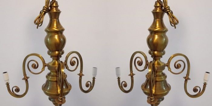 Set de 2 foarte frumoase candelabre vechi din bronz cu 3 brațe ,stare