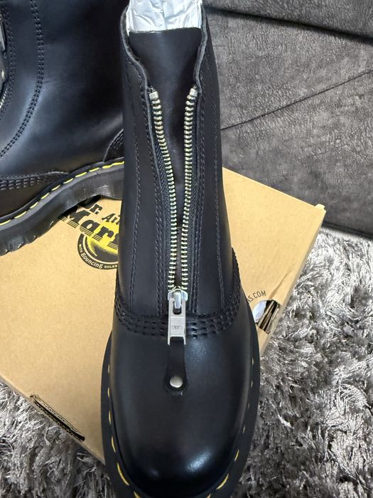 Ghete Dr. Martens noi