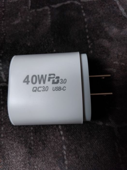 Incarcator rapid /Adaptor la priza USA/Japan ,Nou