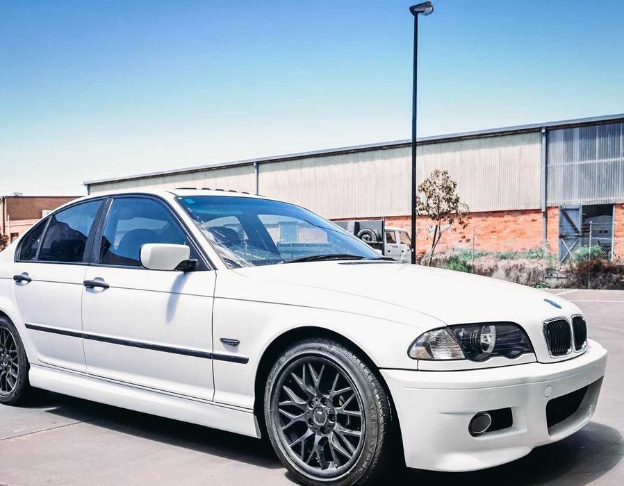 Лайсни Врати БМВ Е46 М Седан Комби Нови BMW E47 M power Комплект