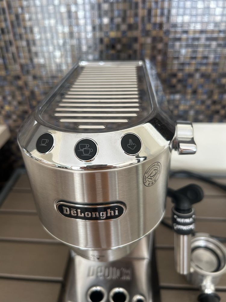 Кафемашина DeLonghi Dedika Style EC 685!