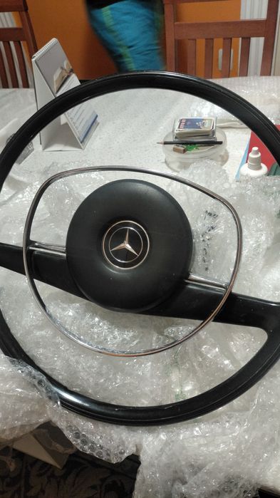 Руль ретро. В хорошем состоянии