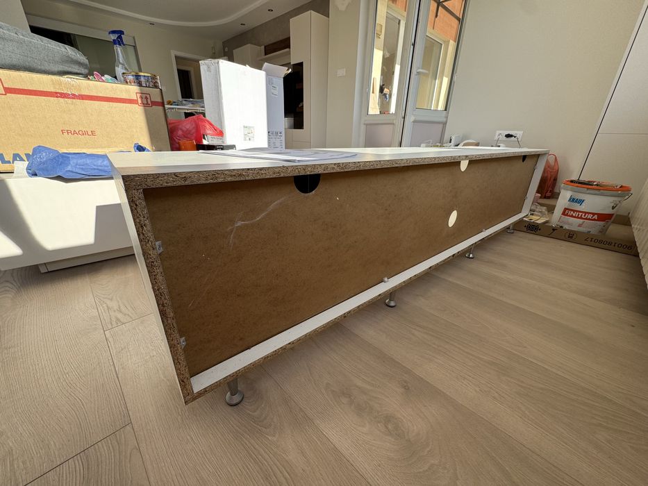 TV шкаф 180/37/41