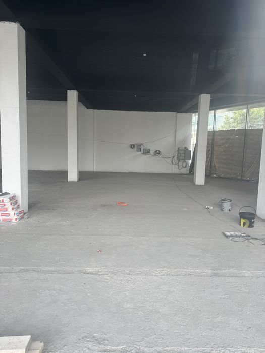 Продаётся Отдельный стоящей Здание.