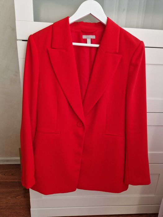 Червен Блейзер H&M