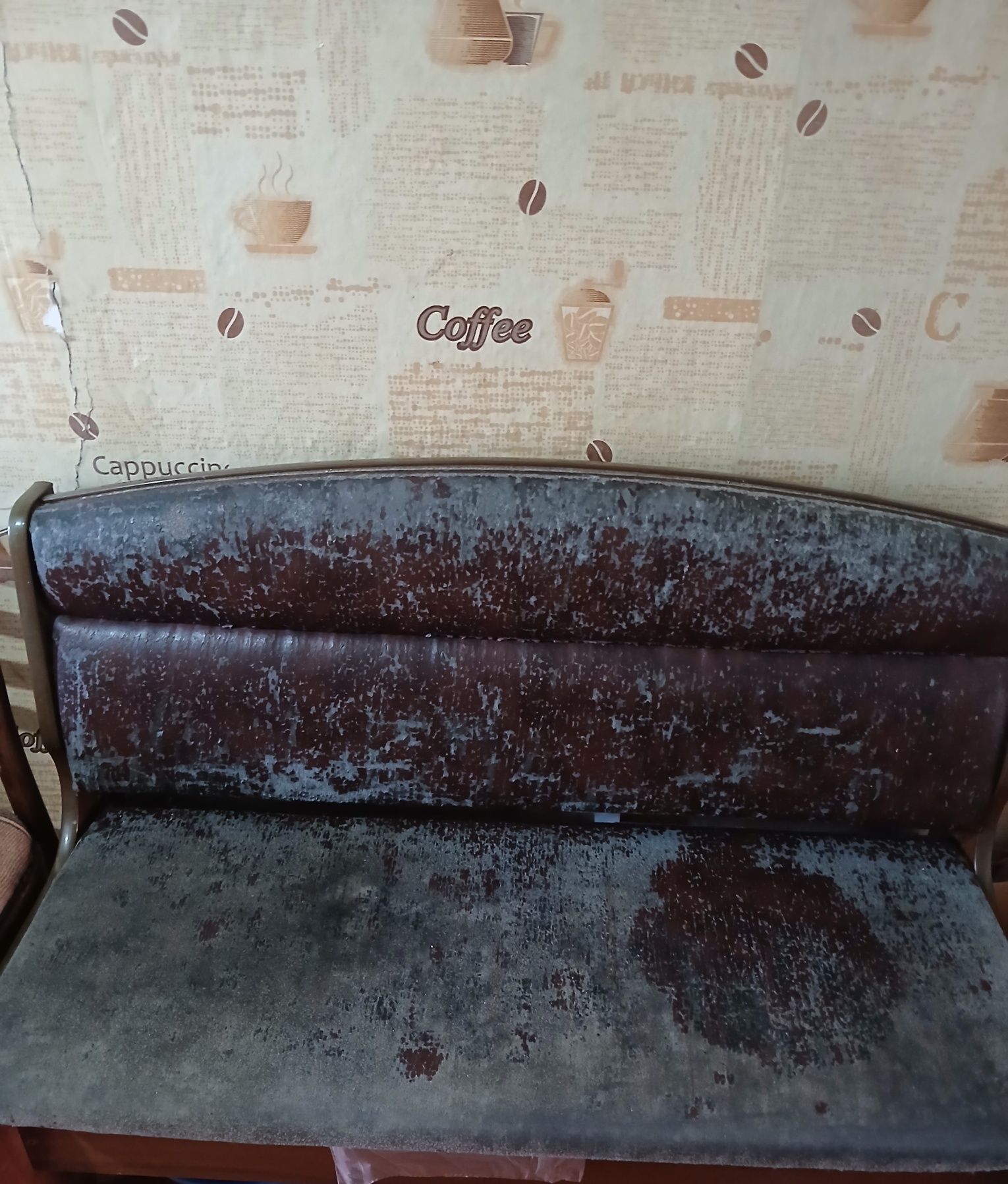 Продам срочно стул