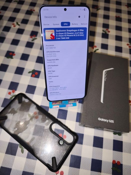 Samsung S25 • 24GB Ram • 256GB