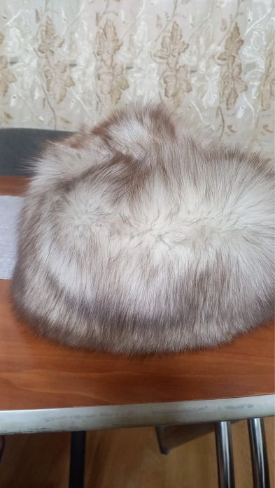 caciula blana naturala