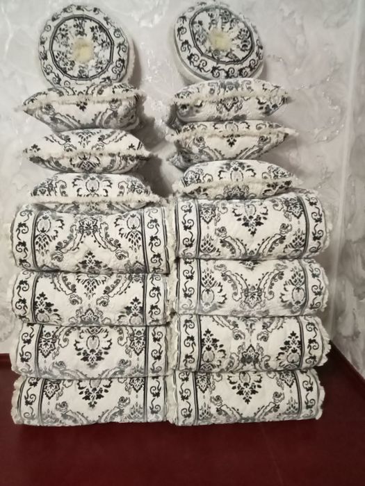 Koʻrpa koʻrpacha matras yostiq