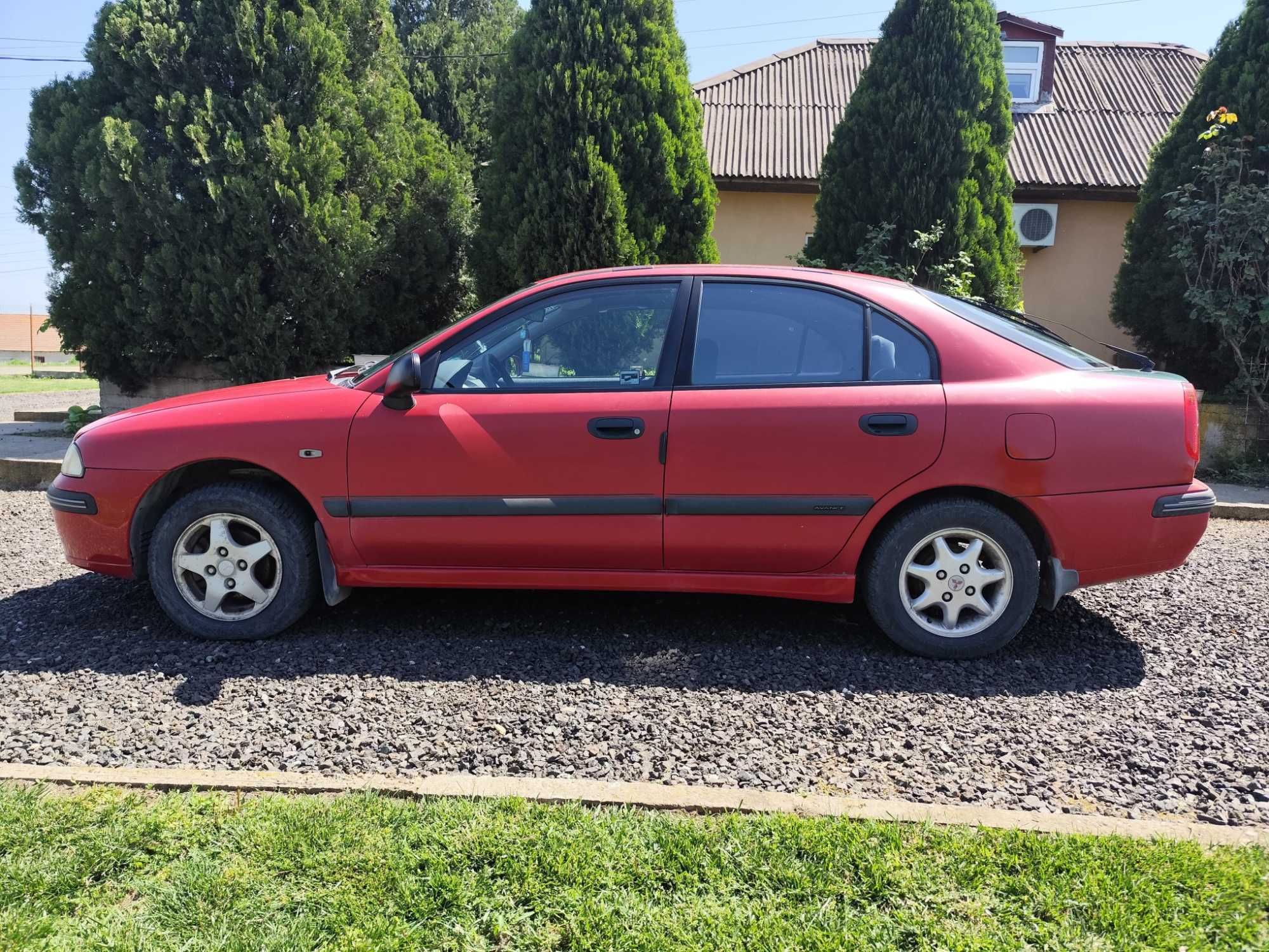 Mitsubishi Carisma bine întreținut