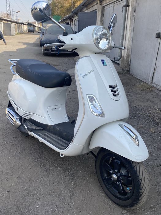 Мопед vespa lx 125