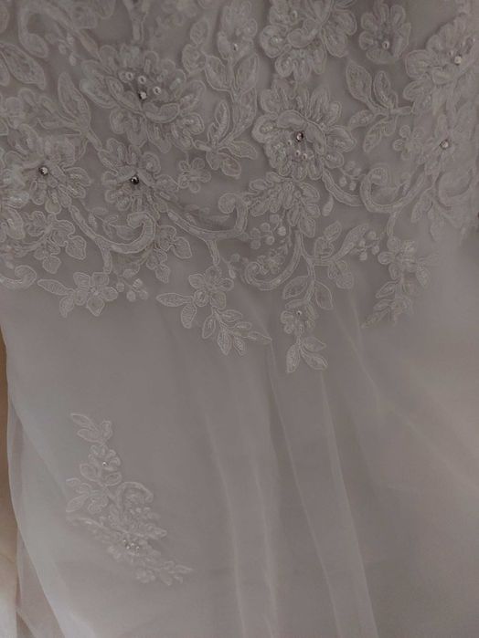 Vand rochie de mireasa