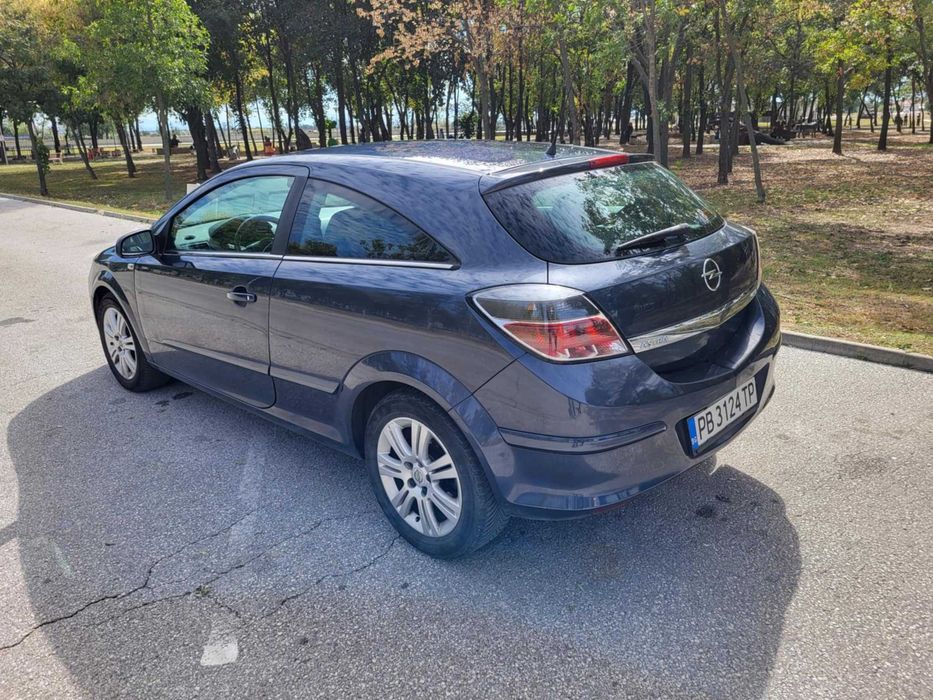 Opel Astra H 1.7 Дизел 125к.с. 2007 GTC премахнат dpf & egr