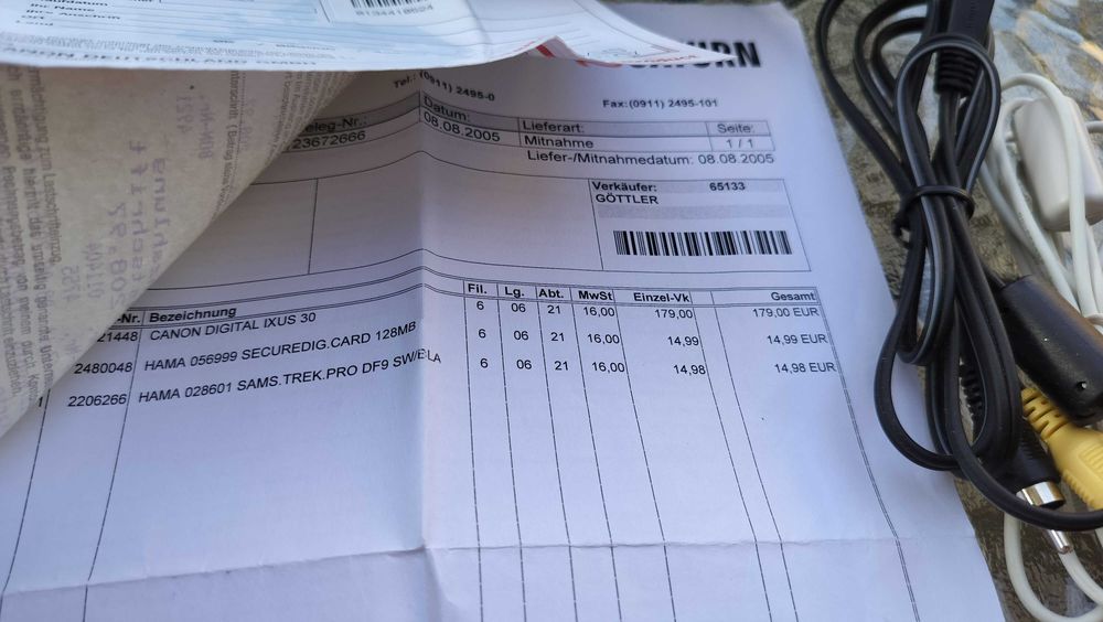 Compact Digital Camera Canon Digital Ixus 30 Full box 3,2Mp Zoom optic