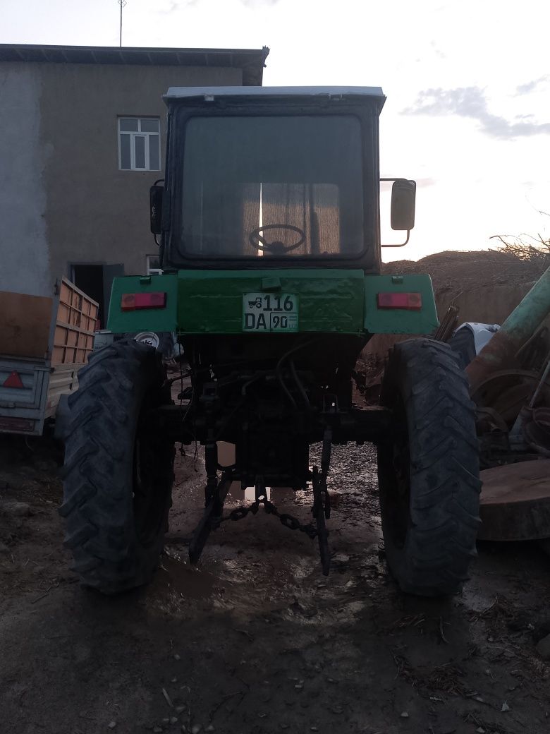Ttz 80troktori sotiladi