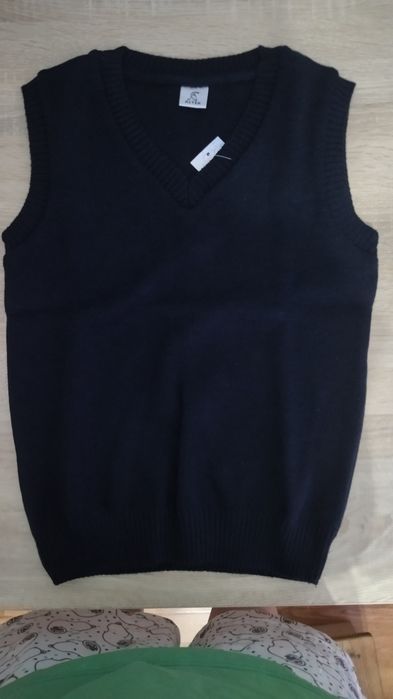 Школьная жилетка новая Альтекс