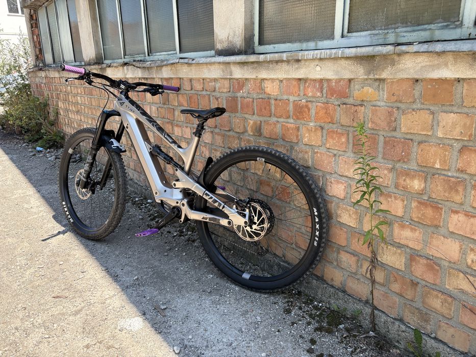 Bicicleta electrica (E-Bike) yt decoy mx core 2 2022 cu 2760 km