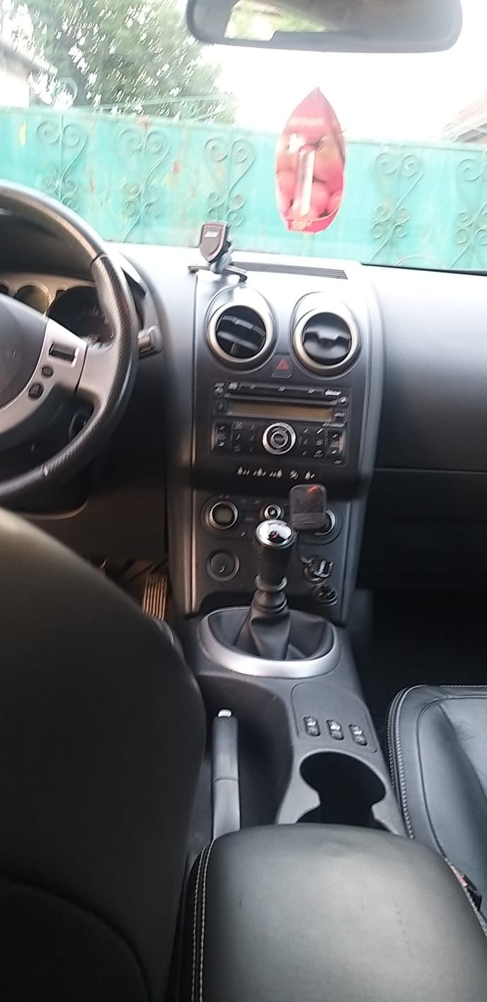 Vand urgent nissan qashqai