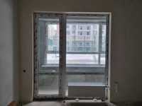 Балконная дверь и окно фирмы Rehau