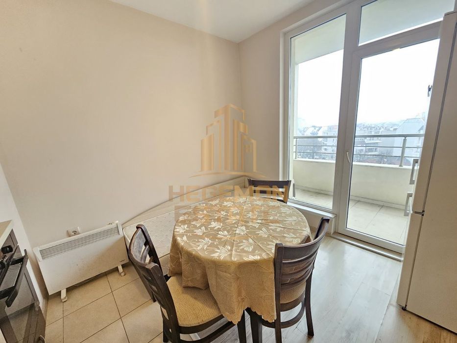 Продава се Двустаен апартамент в Варна, Лятно кино Тракия - 90 кв.м за 2289 €/кв.м - Снимка #3