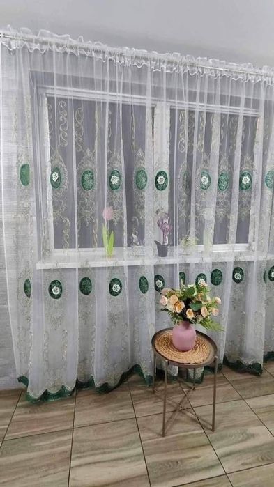 Perdele și draperii gata cusute