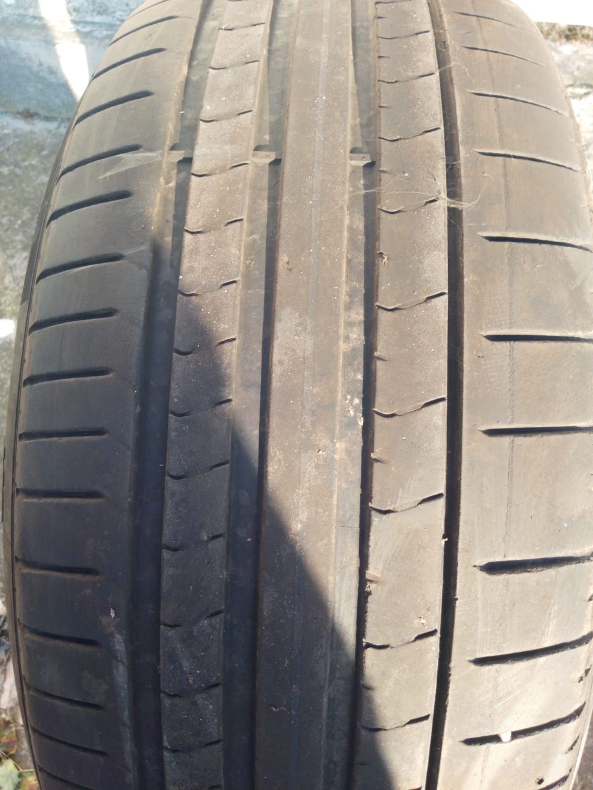 Vând cauciucuri  Pirelli 275 50 R20 113W