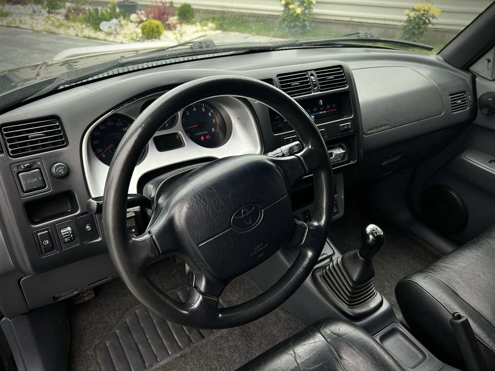 Toyota Rav 4; A/C ; Troliu; Webasto