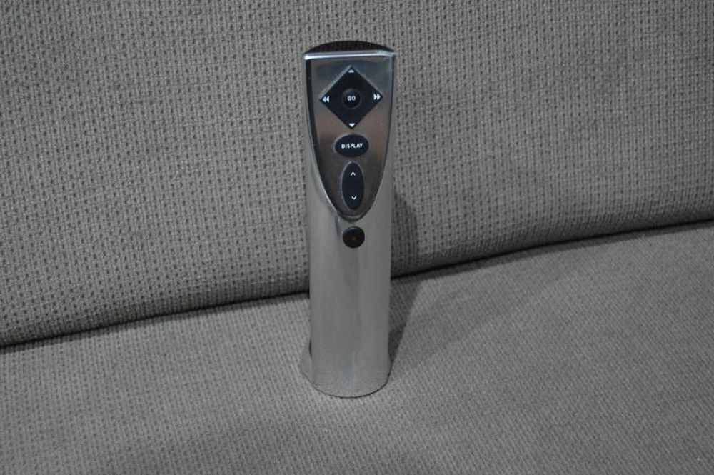 Telecomanda Bang & Olufsen Beo1 (Modelul Clasic 1994-2010)