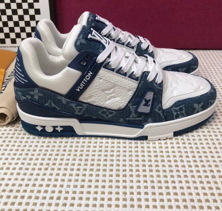 Adidasi LV Trainer premium*