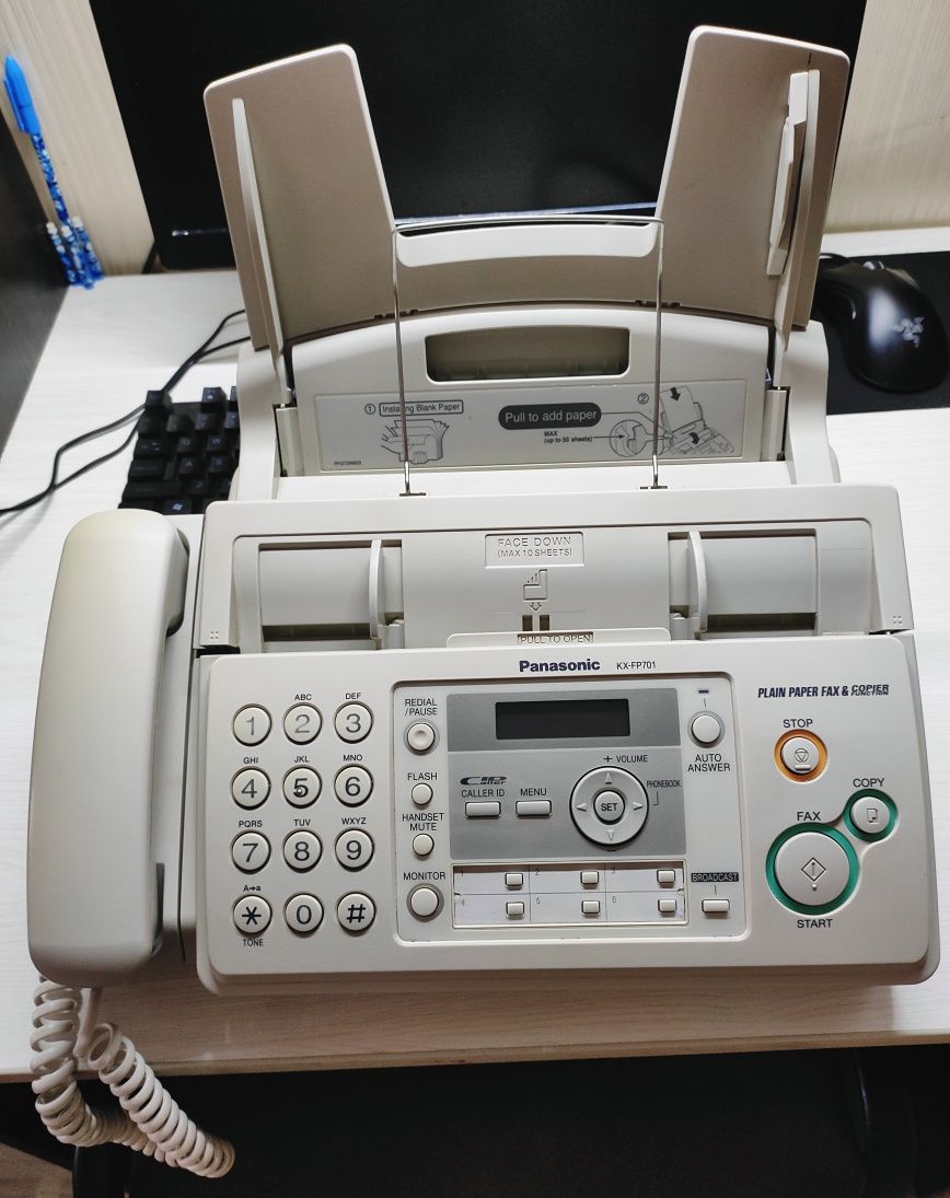 Продаётся телефон-факс(ксерокопия) PANASONIC kx-fp701.