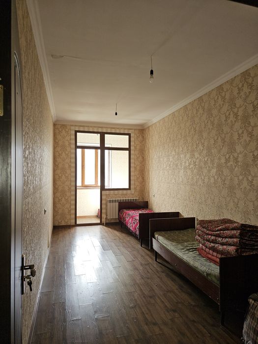 Жар-арик 3 хонали квартира 3/4/7 сотилади 115000у.е.