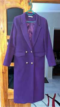 Пальто фиолетовое