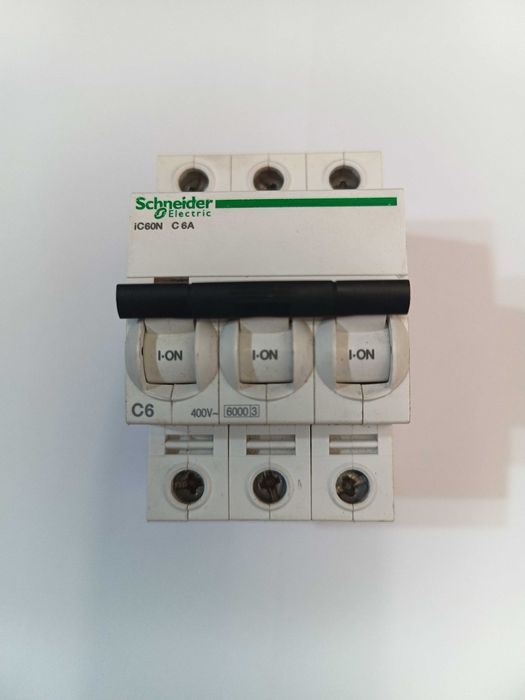 Прекъсвач, предпазители-- ШНАЙДЕР-160А