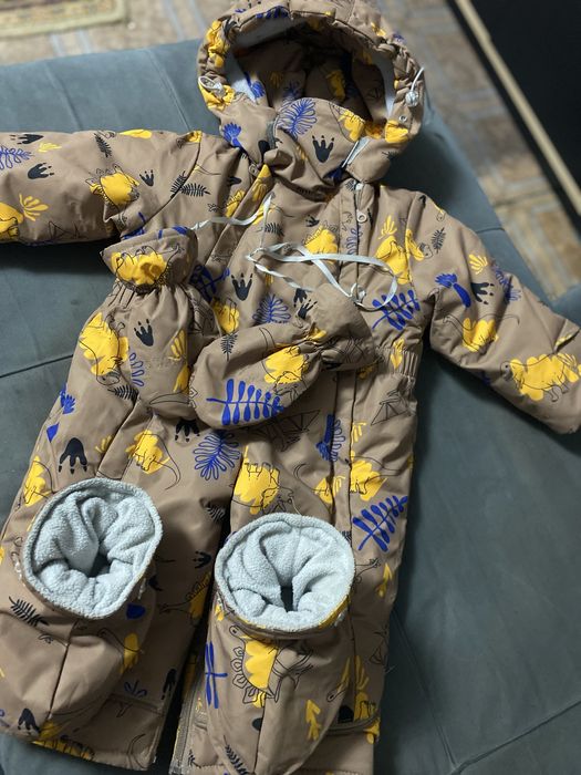 Продам комбинезон зимний