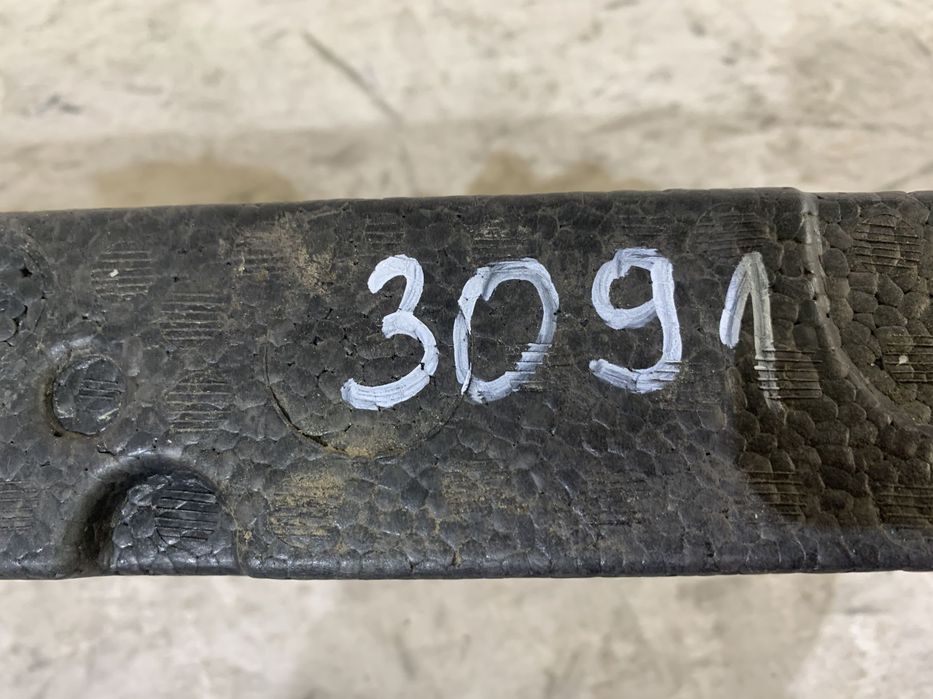 Absorbant soc armatura bara fata Seat Leon, 2020, 2021, 2022, 2023, cod origine OE 5F0807251G