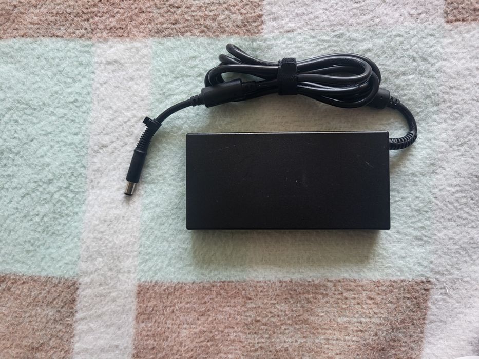 Incarcator laptop workstation HP 19,5V 7,7A 150W mufa