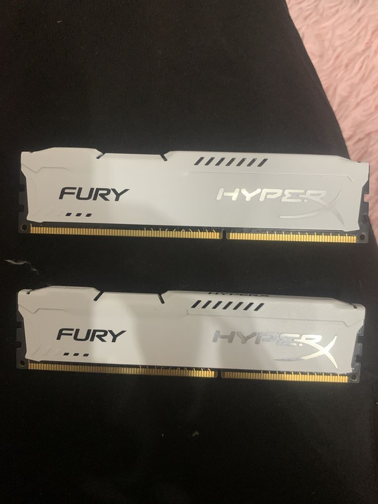 Продам озу hyperx