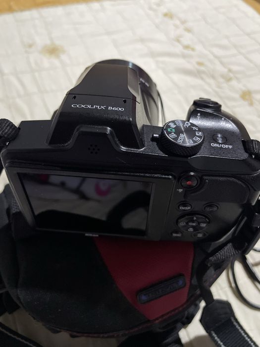 Vand Nikon COOLPIX B600