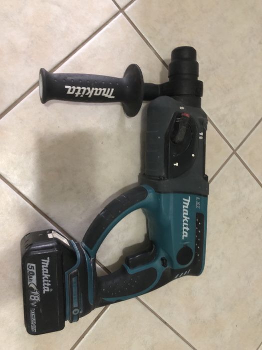 Makita rotopercutanta Makita DHR 202