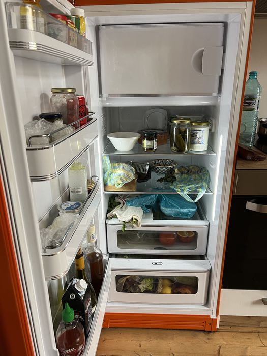 SMEG хладилник с фризер