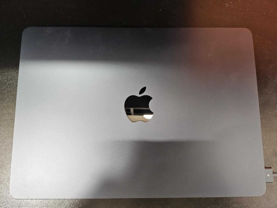 Hope Amanet P5-Laptop Apple Macbook Air 13-M3 , 16 RAM , 256 SSD