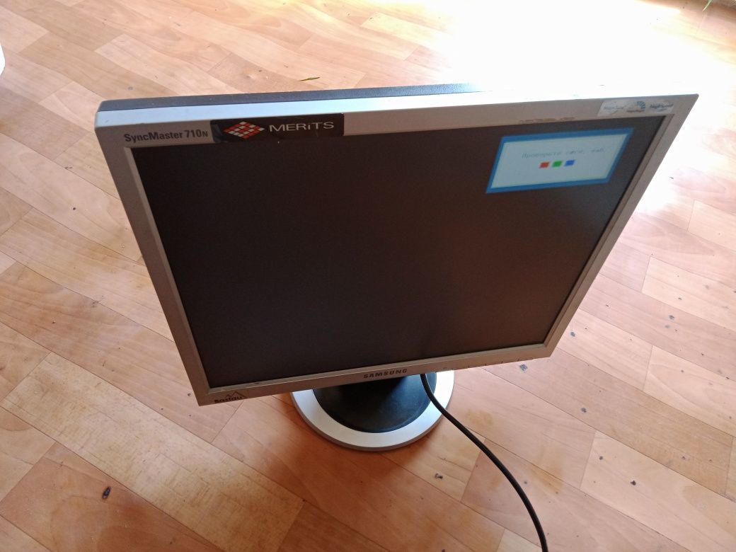 Монитор Samsung .