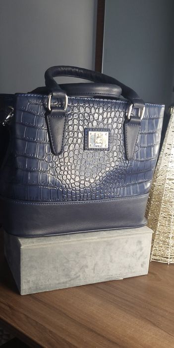 НОВА! Дамска чанта