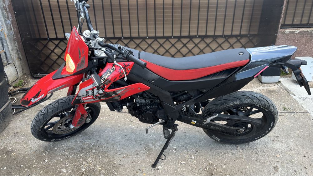 Vand motocicleta Derbi senda drd 125