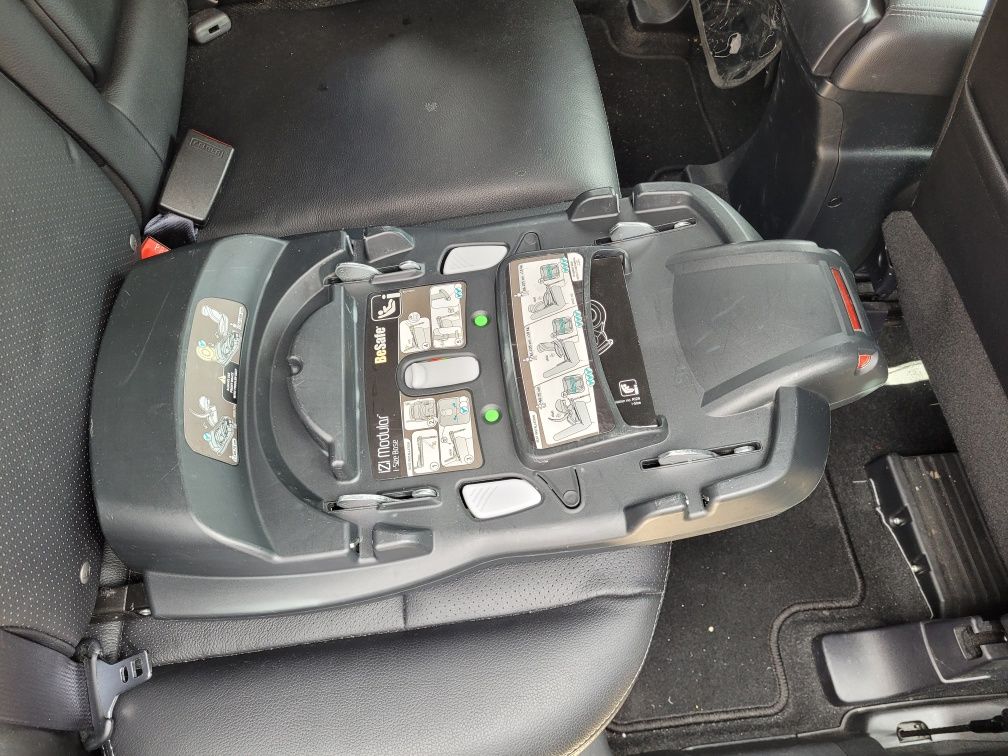 Carucior Stokke beat+landou+scoica cu baza isofix și accesorii