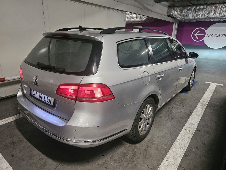 Vand sau Schimb Passat B7