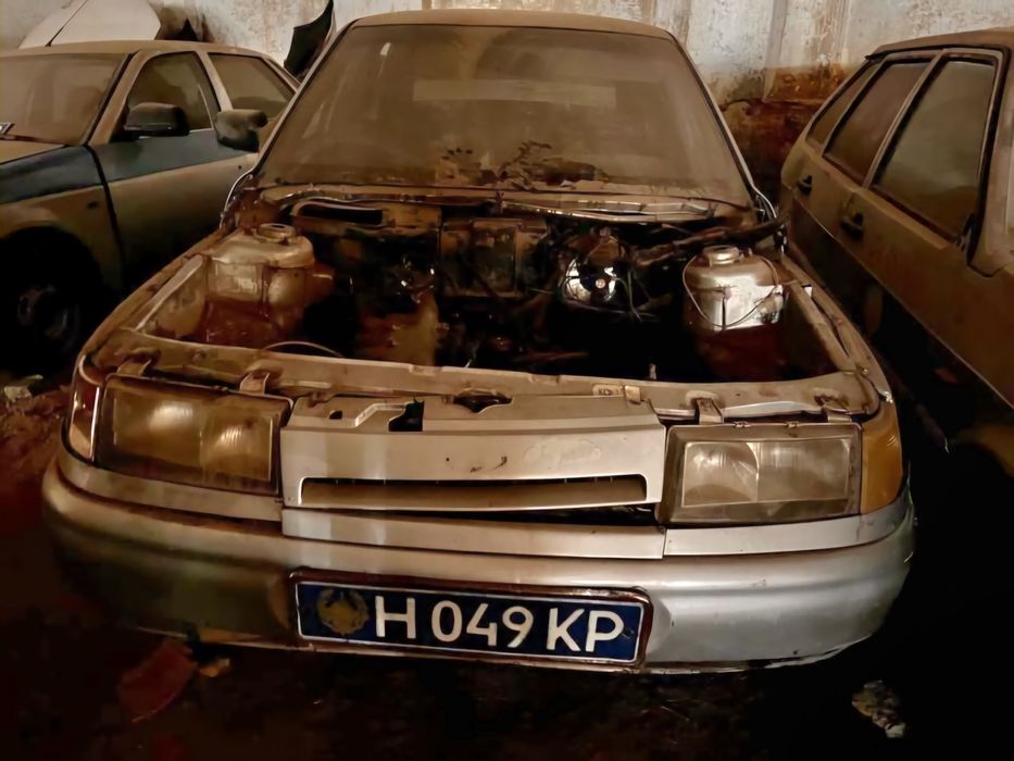 Автомобиль ВАЗ 21102