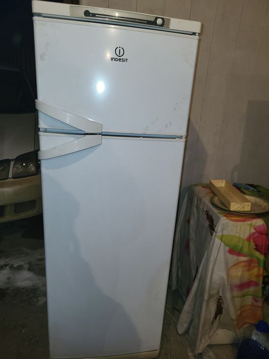 Холодильник на запчасти